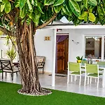 Net Planta Baja 50m De La Playa By Family Homes Appartamento
