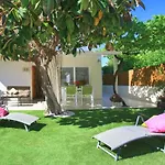 Net Planta Baja 50m De La Playa By Family Homes *