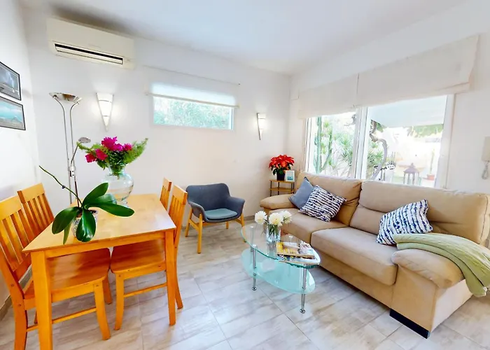 Apartament Net By Family Homes *